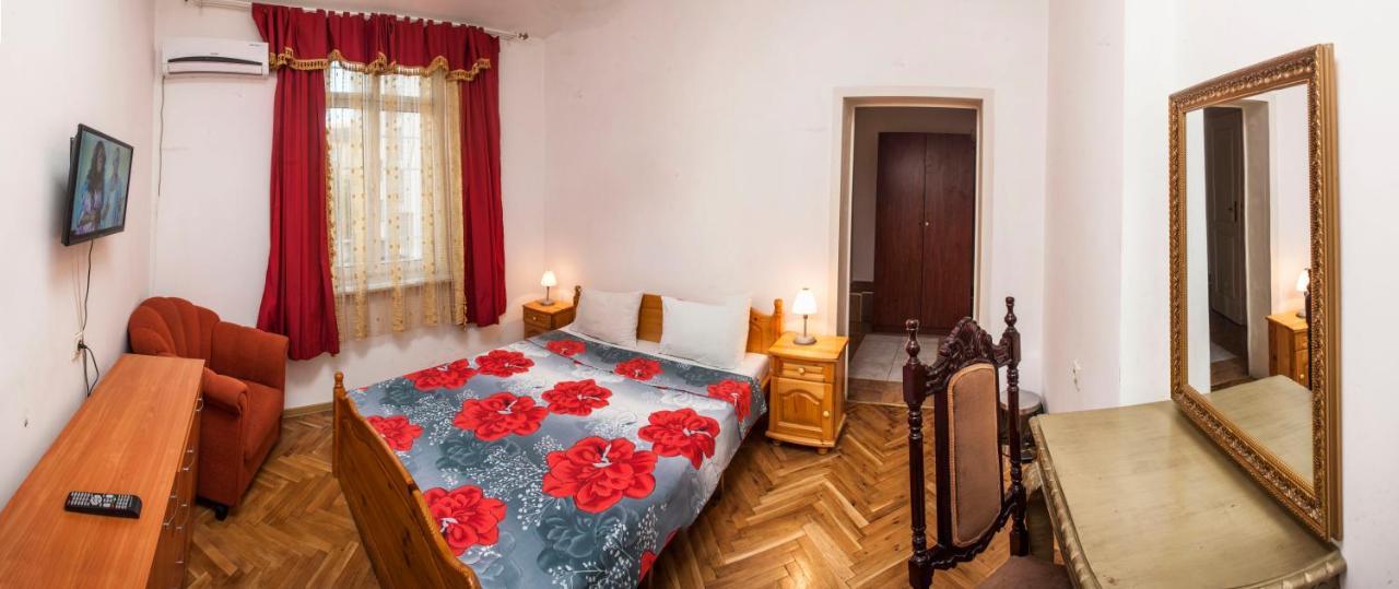 Central Guesthouse Five Corners Sofia Luaran gambar