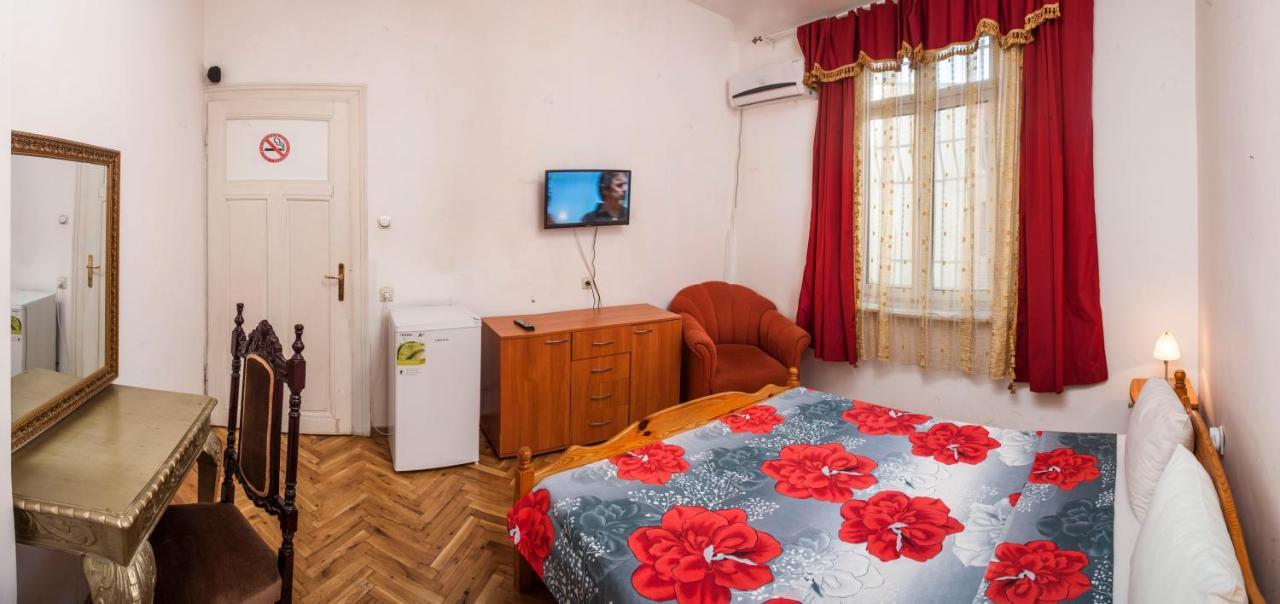 Central Guesthouse Five Corners Sofia Luaran gambar