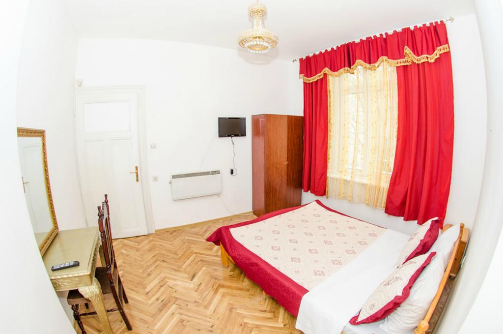 Central Guesthouse Five Corners Sofia Bilik gambar